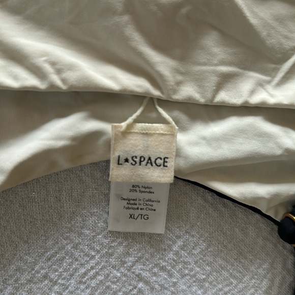 L*Space High Tide Colorblock Bikini Top, X-Large, can be sold as set, $99 - Picture 10 of 10